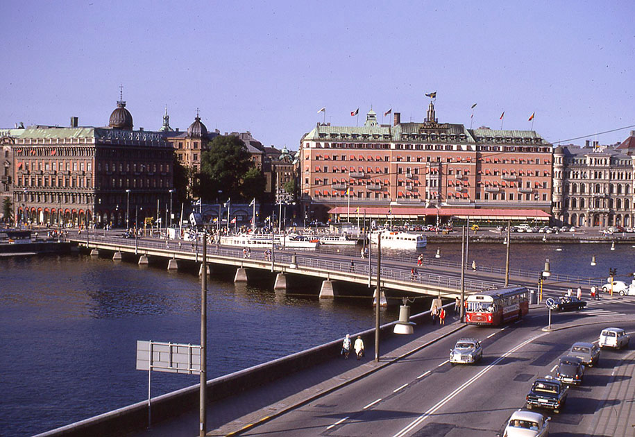 Scandanavian Holiday 1 0121