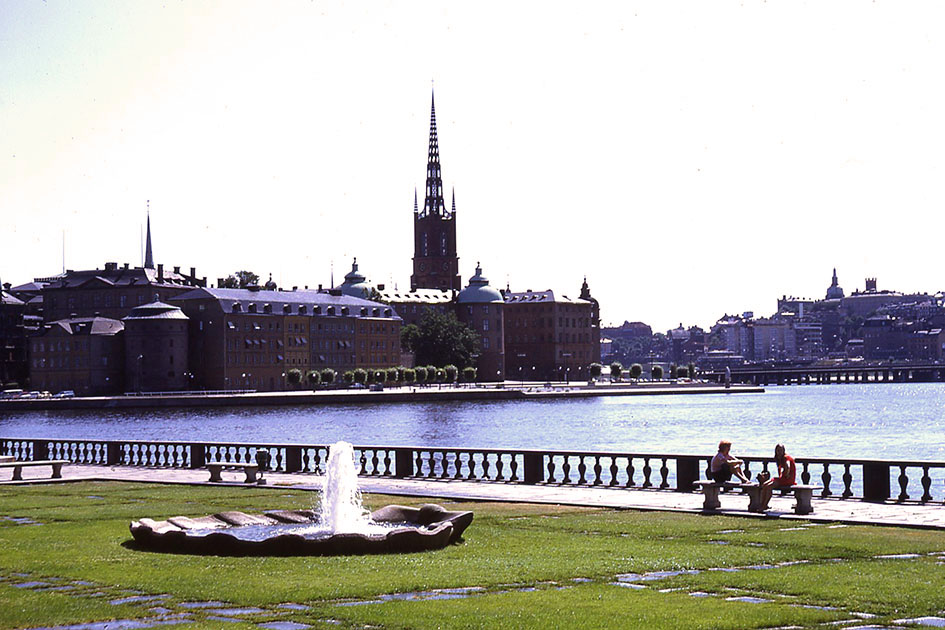 Scandanavian Holiday 1 0123