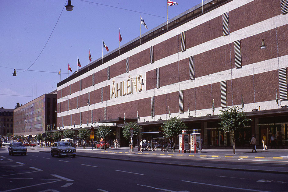 Scandanavian Holiday 1 0128