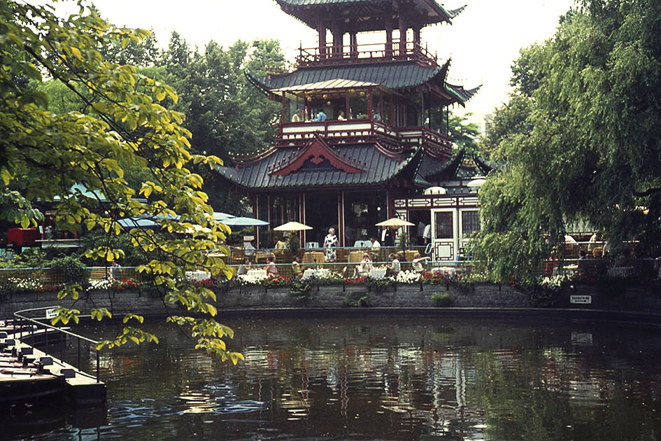 Scandanavian Holiday 2 0113