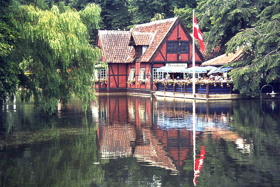 Scandanavian Holiday 2 0114