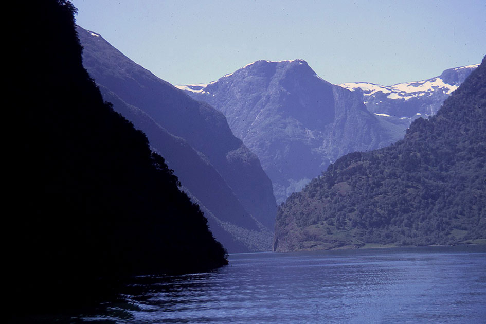 Scandanavian Holiday 2 0145