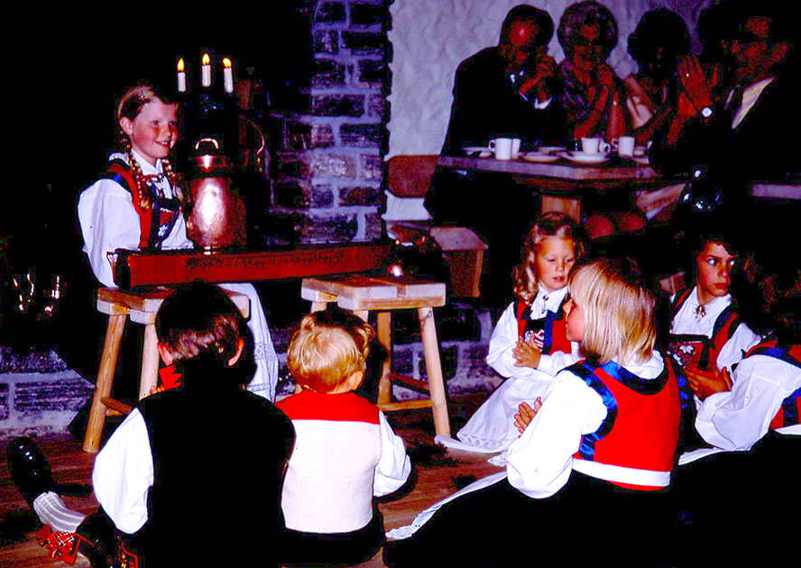 Scandinavian One 00032