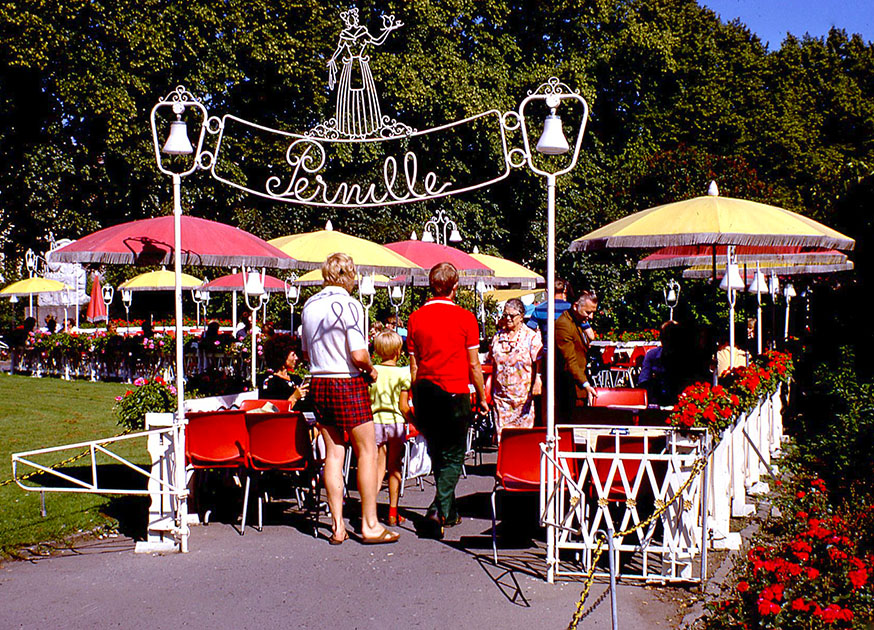 Scandanvian Holiday One 00083