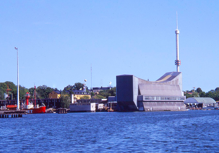 Scandanvian Holiday One 00158