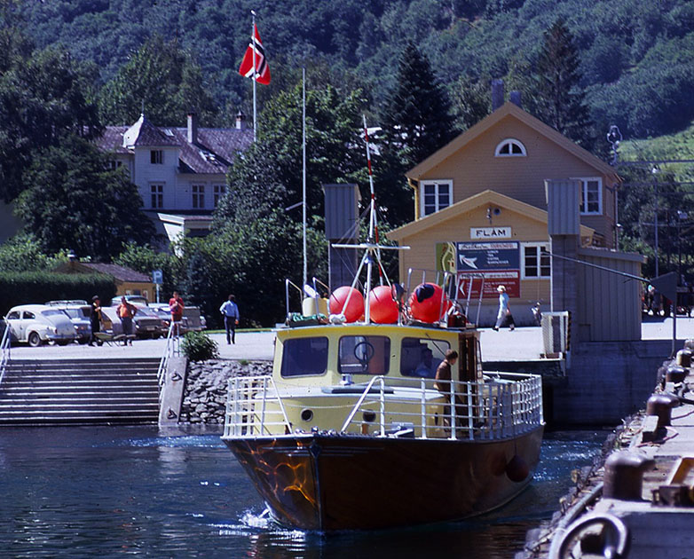 Scandinavian One 00051